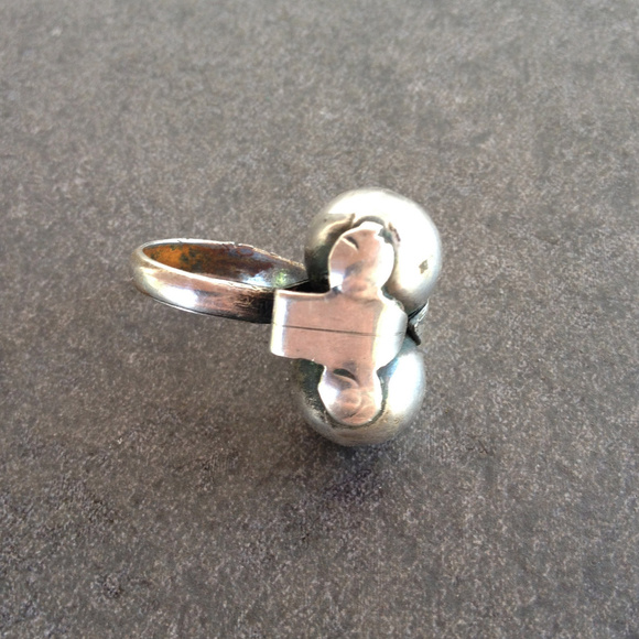 Vintage Dual Silver Sphere Ring - Picture 2 of 6